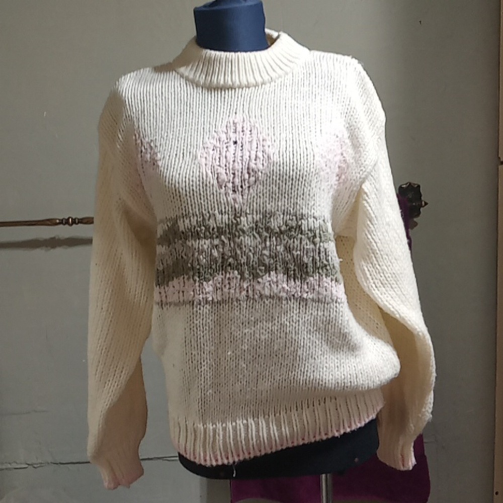 Knit sweater
